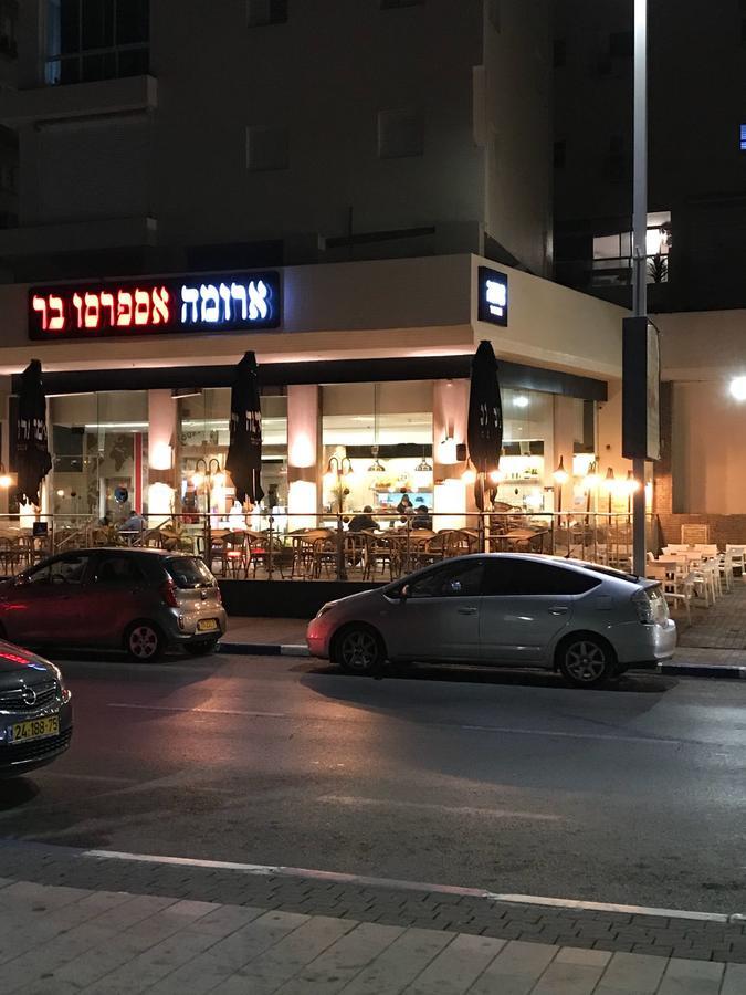 Spat Vip Apartment Bat Yam Eksteriør bilde