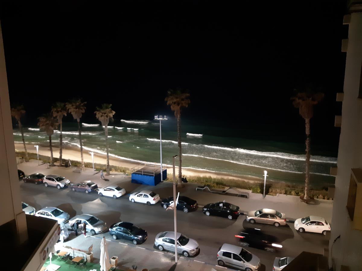 Spat Vip Apartment Bat Yam Eksteriør bilde